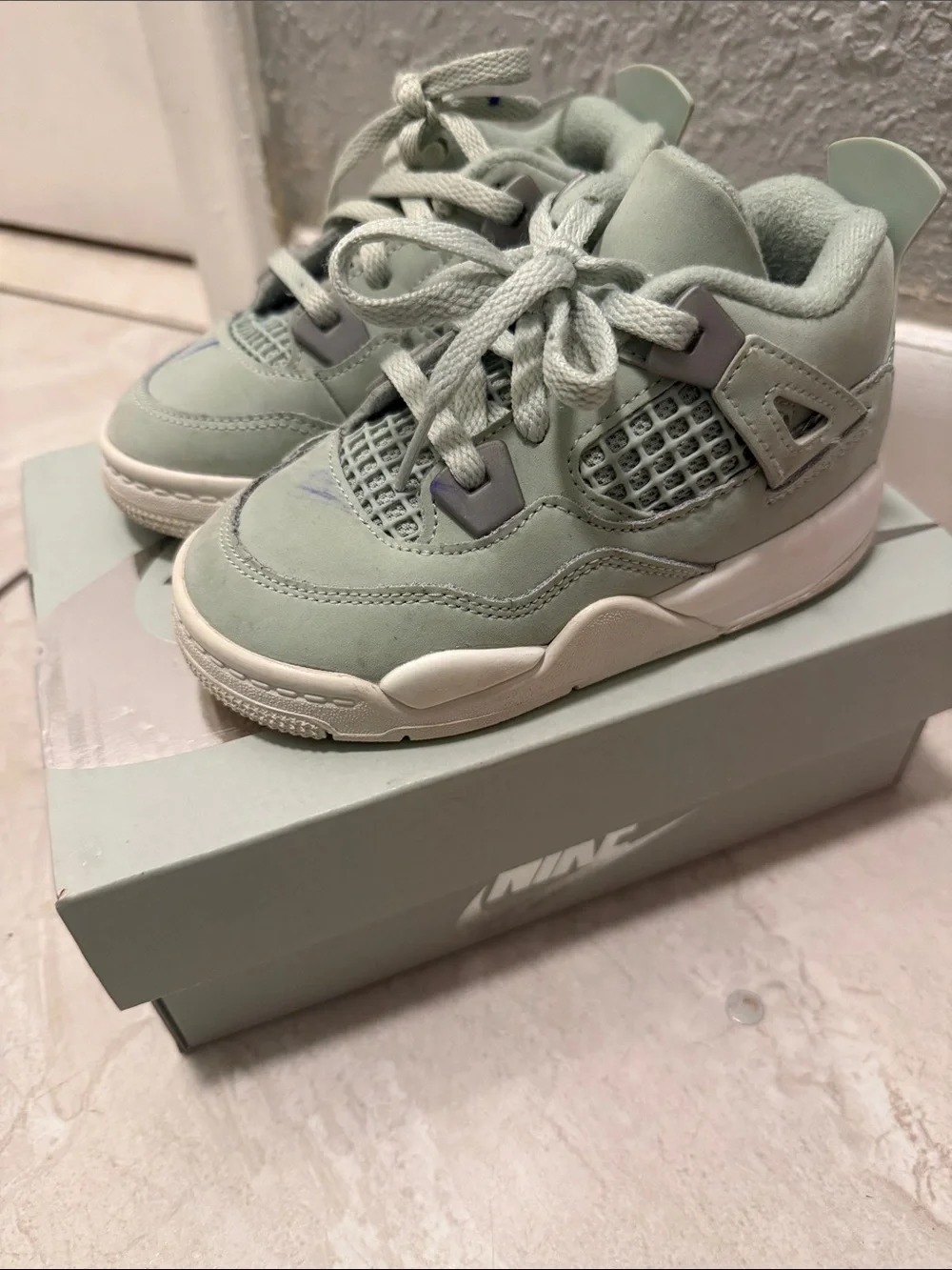 Kids Jordan 4 Retro Mint Green Lace-Up Casual Sneakers